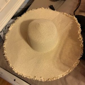 Fringe sunhat
